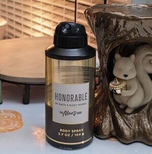Bath & Body Works Men's Honorable Body Spray NEW